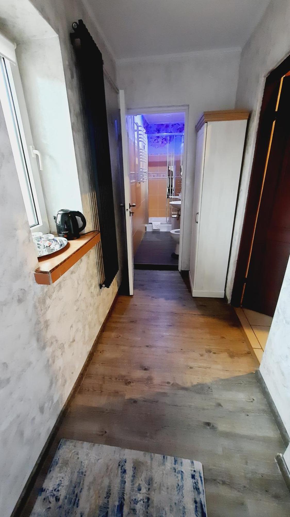 Hotel Rezydencja Rosa Przemyśl Exteriör bild
